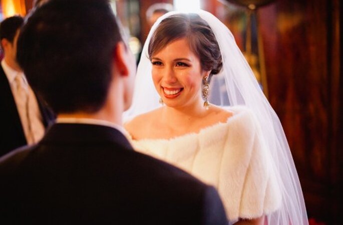 Novia-con-aretes-de-candelabro-Foto-Alex