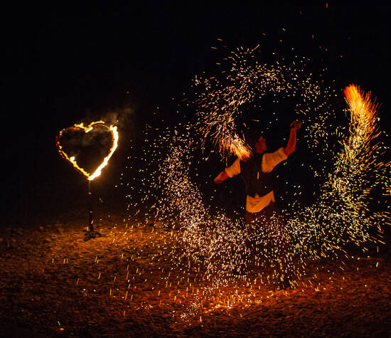 Herz Feuer Ch Feuershow Bewertungen Fotos Und Telefonnummer