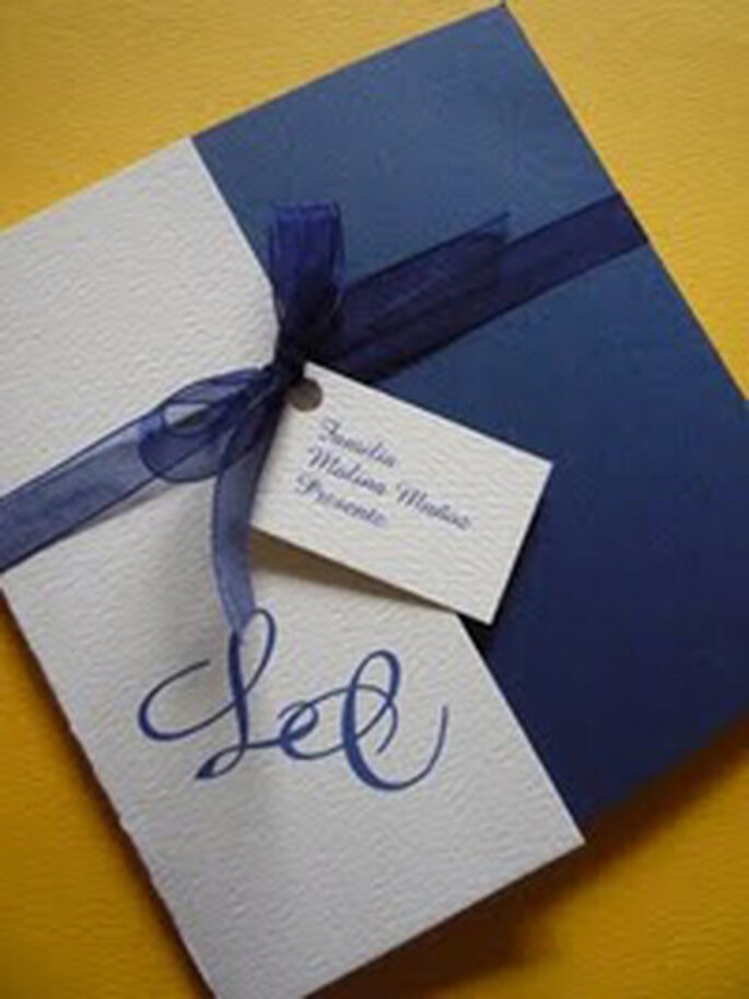 Auf Elegante Weise Geladen Hochzeitseinladungen In Blau