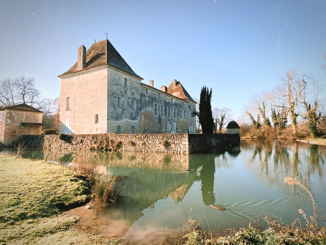 Chateau De La Mothe Saint Privat Des Pres Château de La Mothe - Avis, Photos et Téléphone